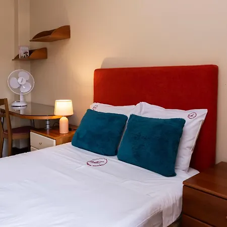 Rh Charming Sao Victor Apartment *