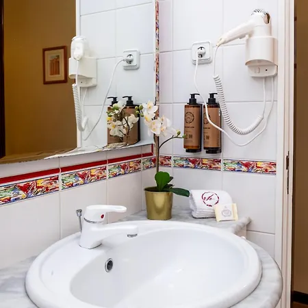 Rh Charming Sao Victor Apartman