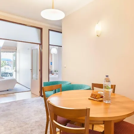 Rh Charming Sao Victor